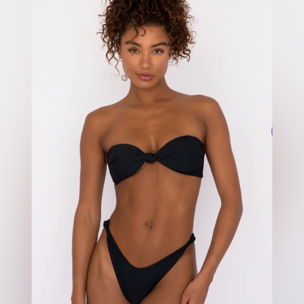 NWT Skatie Lyndi Top